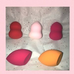 Set of 5 Beauty Blender 🌼
